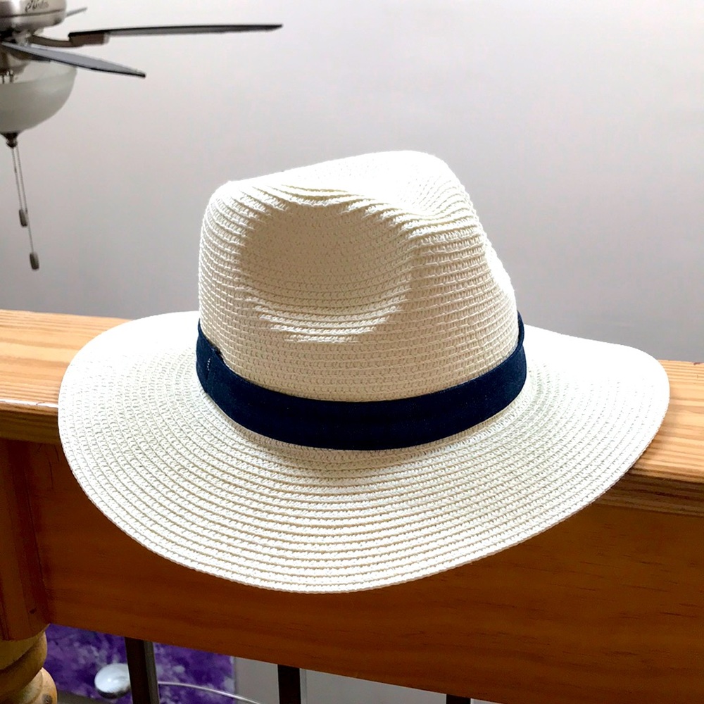 New summer hat with interchangeable bands!
